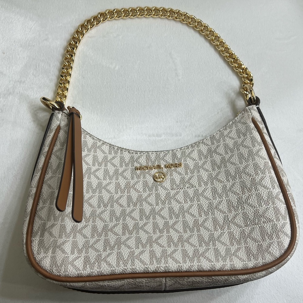 Michael Kors small bag